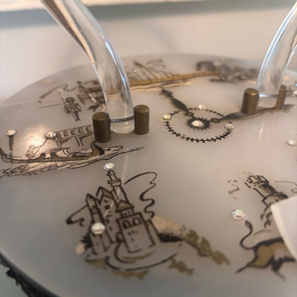 Vintage - Navy Woven Lucite Round Box Purse - Picture 5 of 7